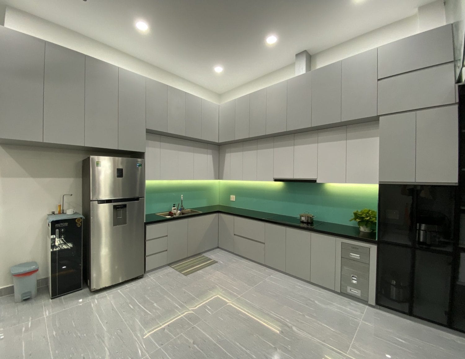 tủ bếp MDF chống ẩm melamine